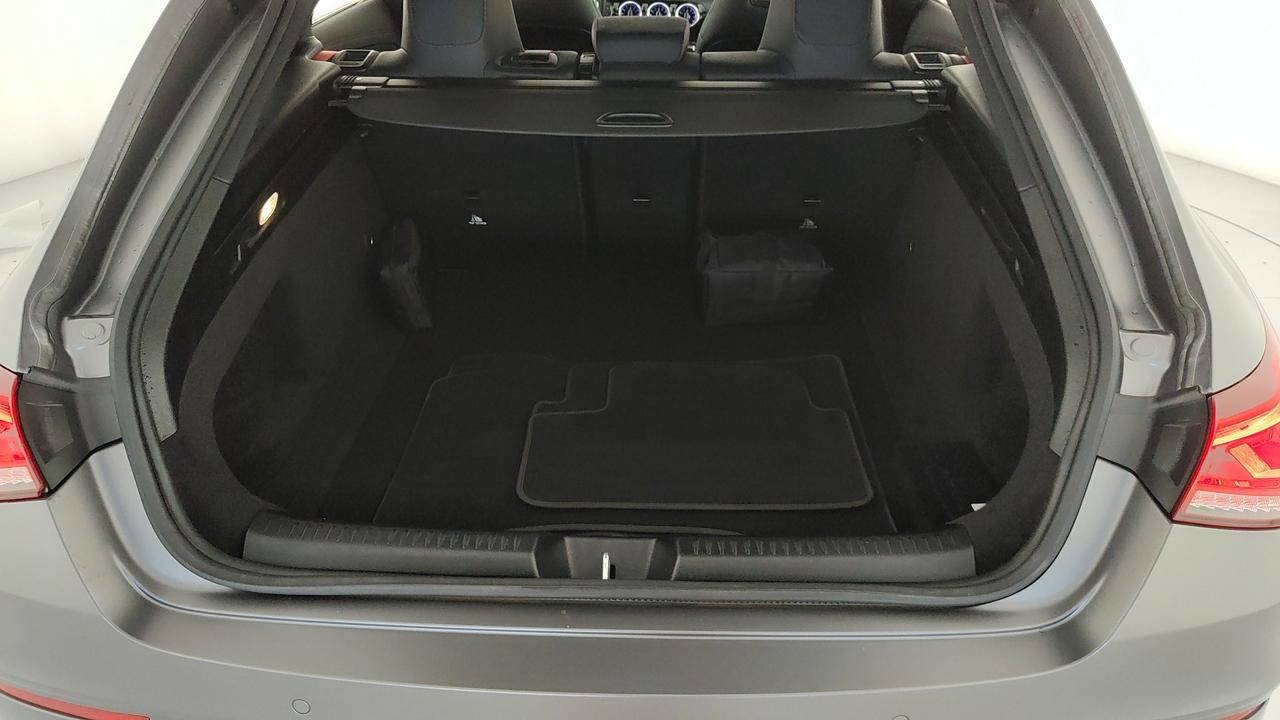 Mercedes-Benz CLA Shooting Brake AMG 35 4matic auto