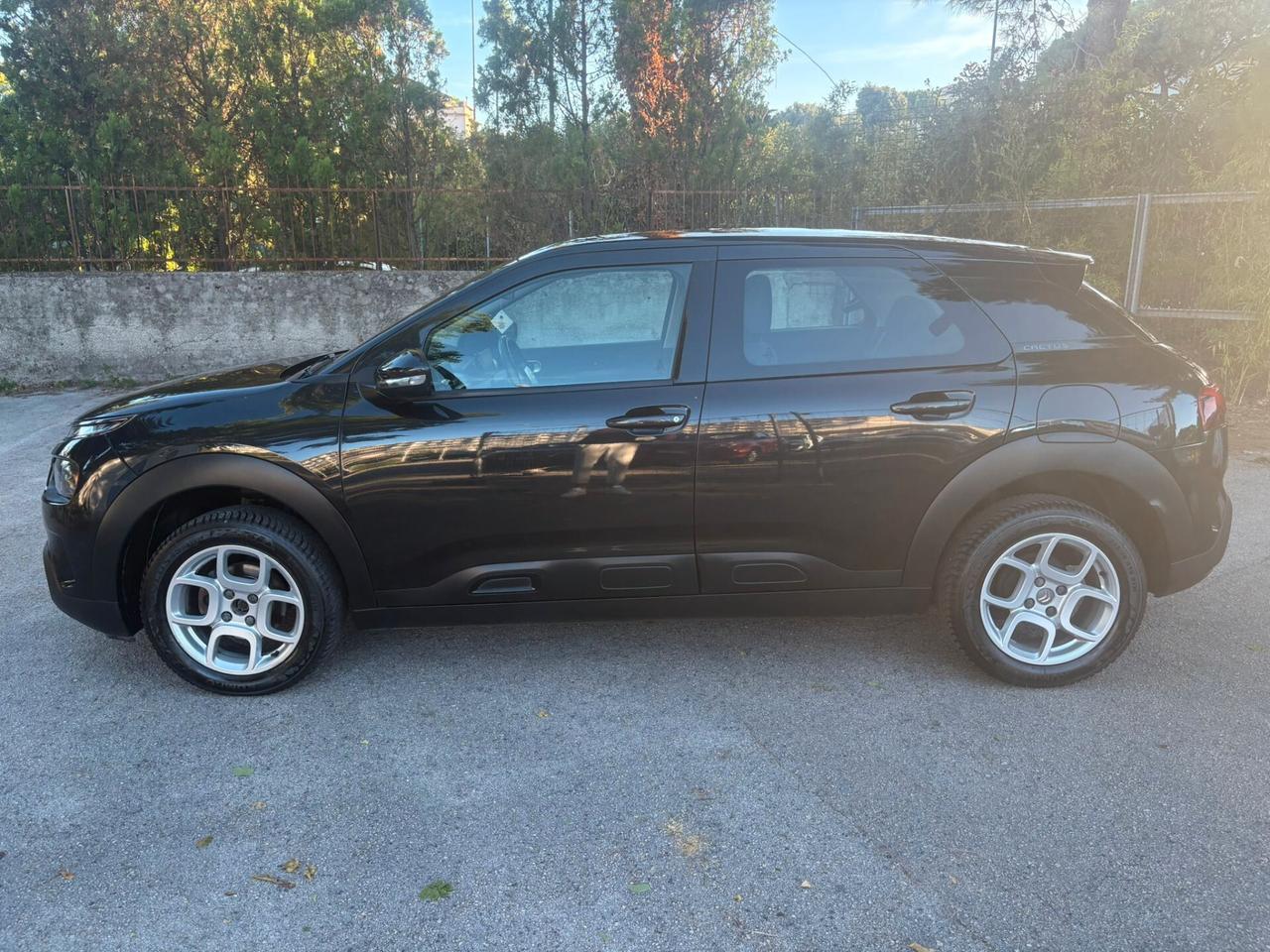 CITROEN C4 1.6 CACTUS Shine - 2018