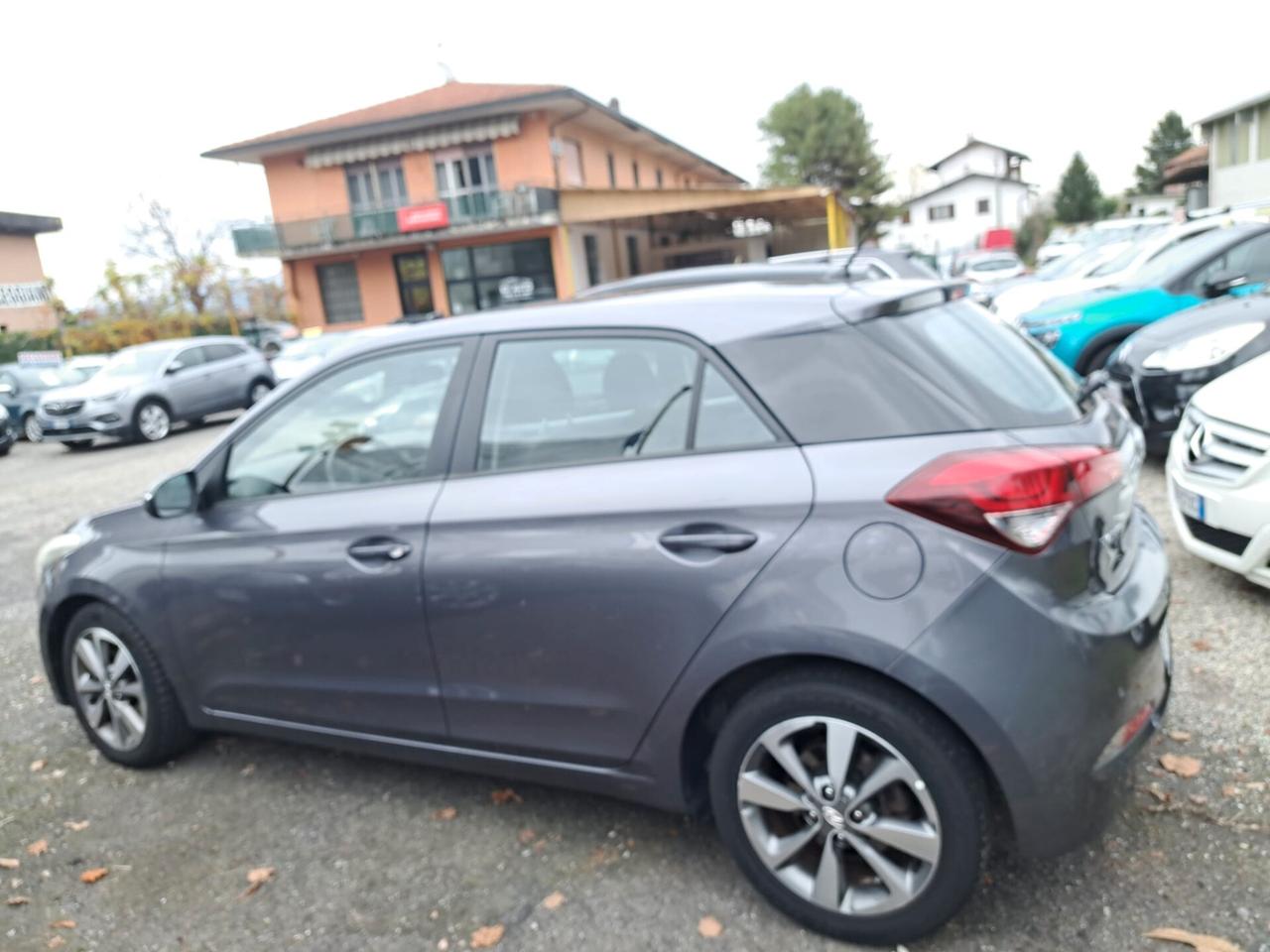 Hyundai i20 1.1 CRDi 12V 5 porte Comfort-NEOPATENTATI EURO 6