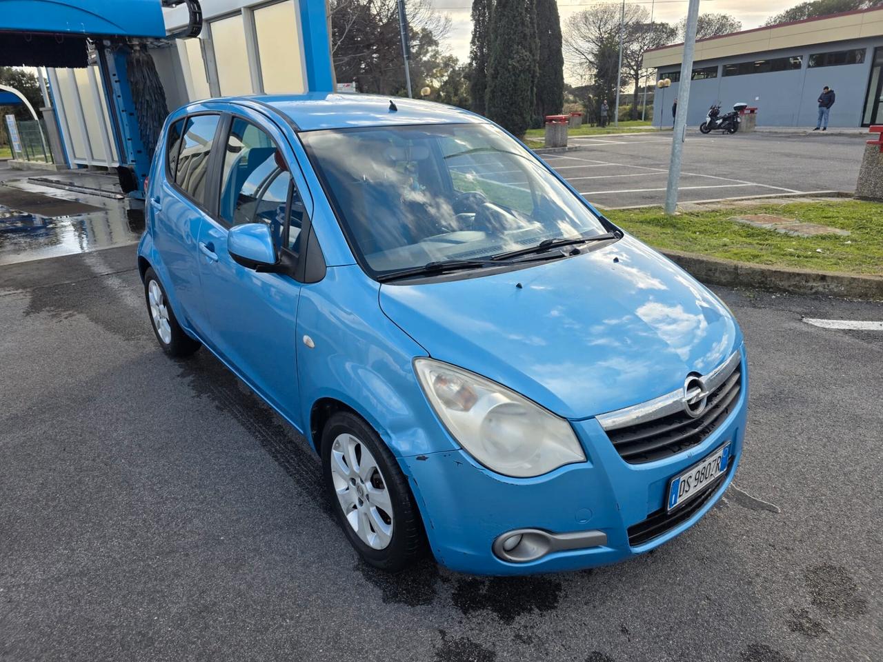 Opel Agila 1.0 benzina neopatentati