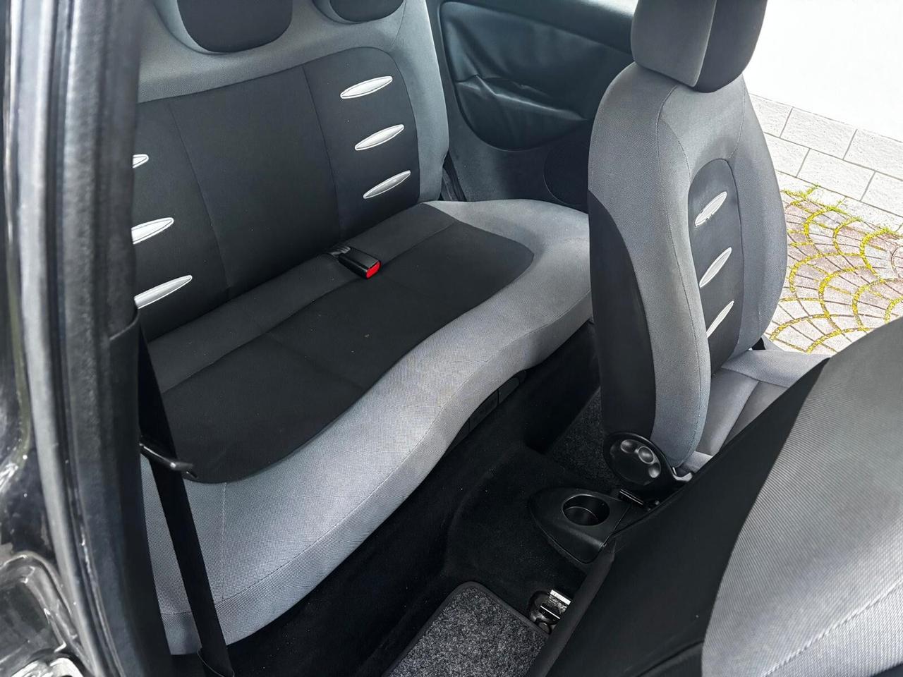 Lancia Ypsilon 1.3 MJT 75 CV Platino IDONEA PER NEOPATENTATI PERMUTABILE