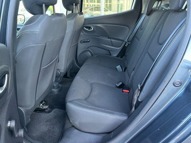 RENAULT Clio 1.2 75 CV 5P. Duel