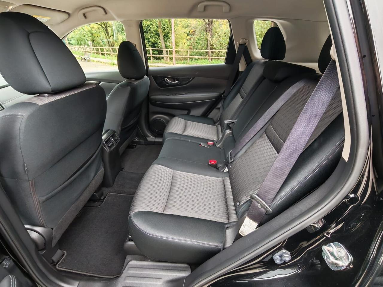 Nissan X-Trail dCi 150 2WD X-Tronic Business
