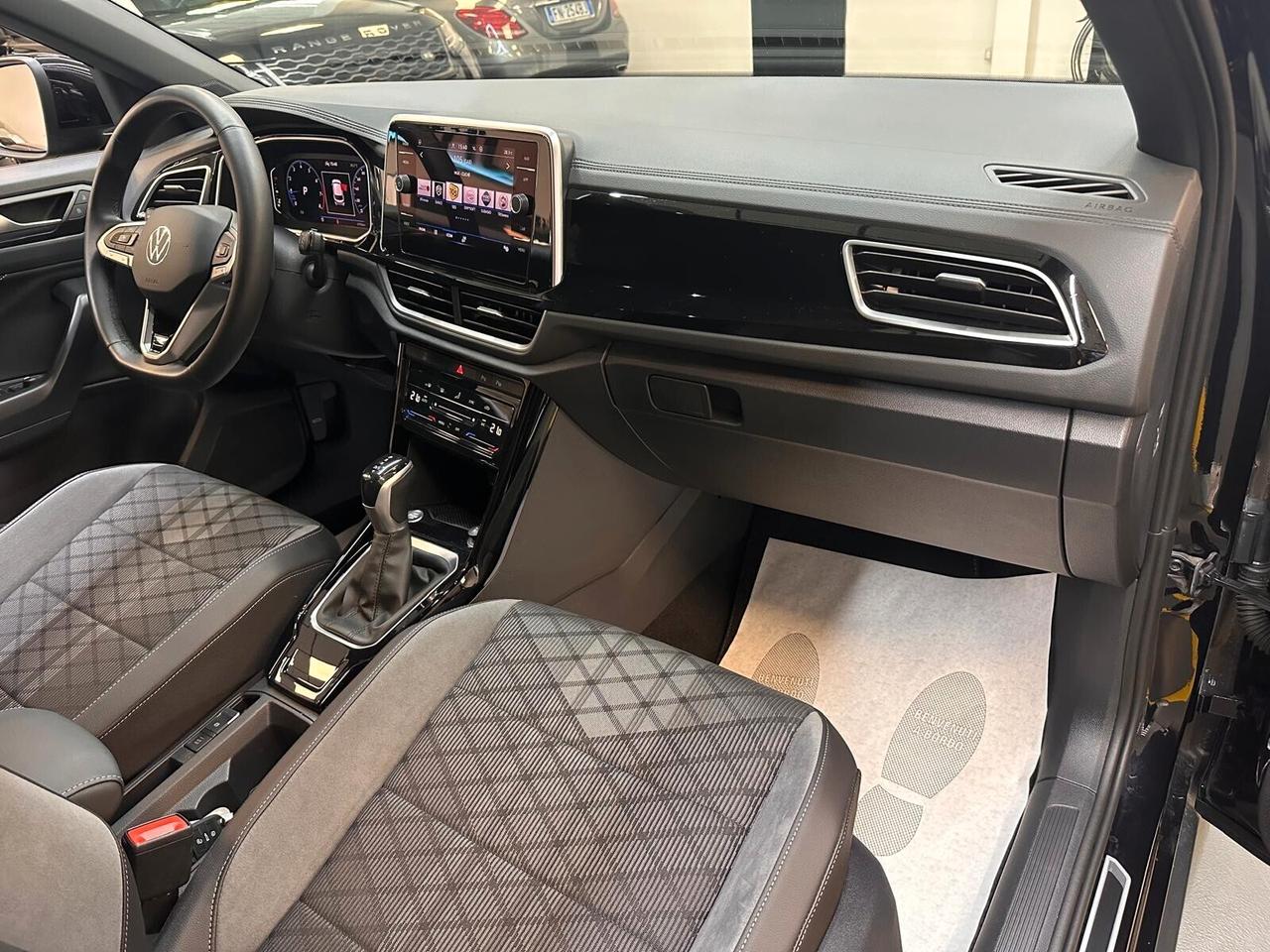 Volkswagen T-Roc 1.5 tsi R-Line dsg * IVA ESPOSTA *