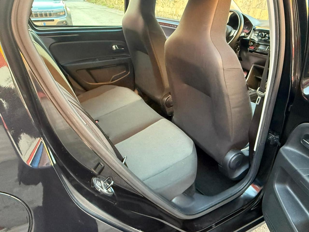 Volkswagen up! 1.0 60cv 5p. move - 2013