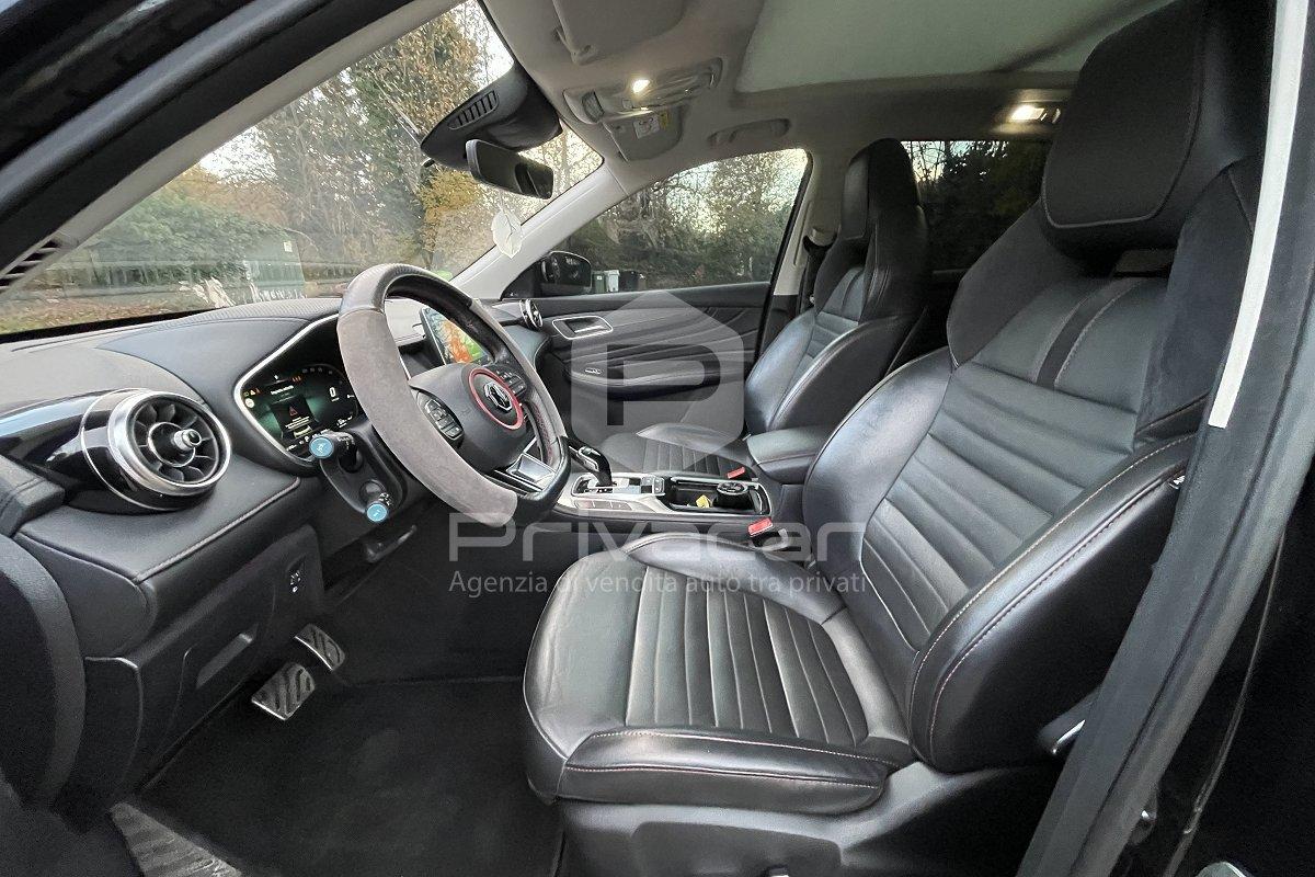 MG EHS Plug-in Hybrid Exclusive