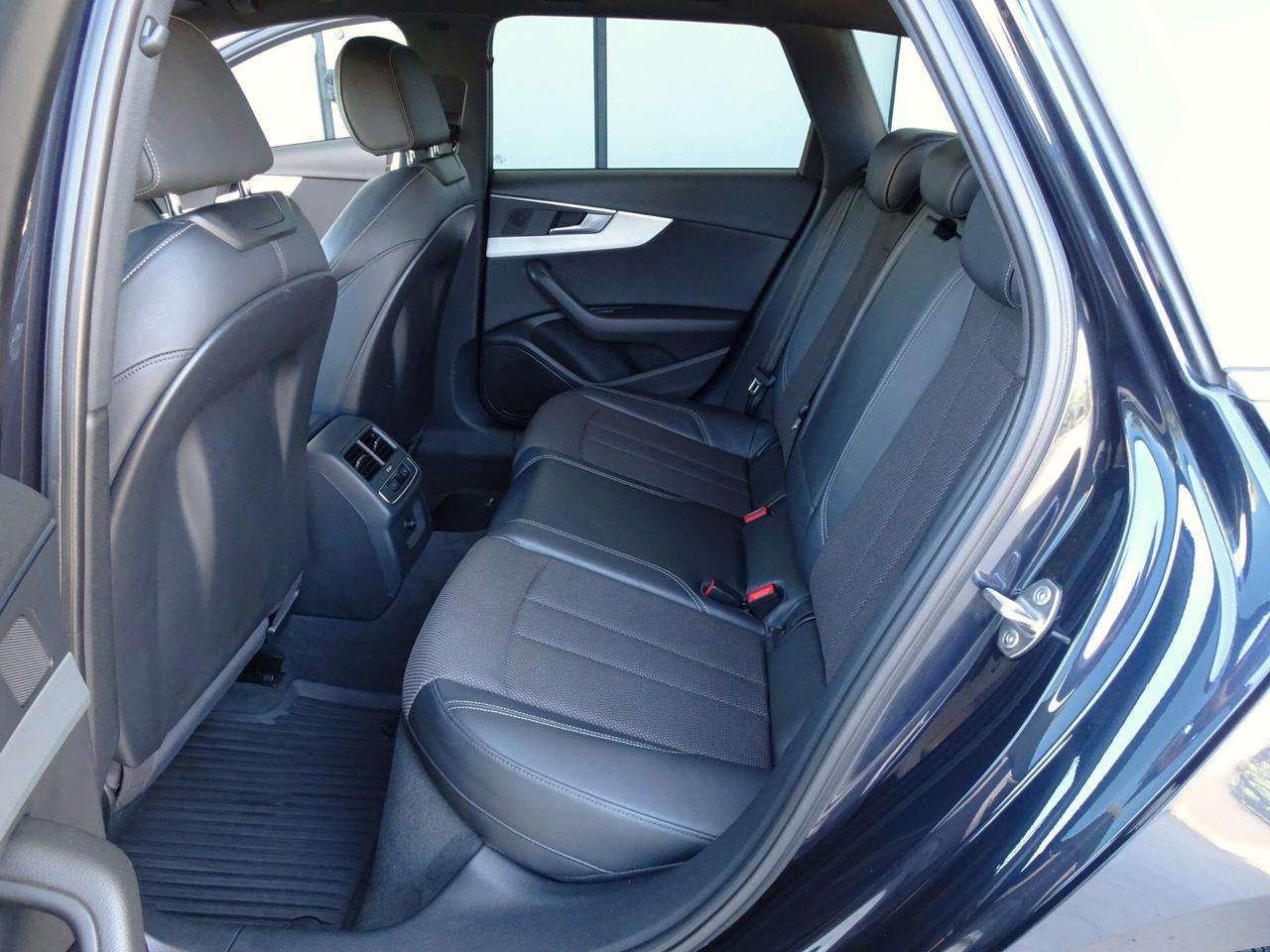 Audi A4 Avant 2.0 TDI 150CV S-LINE naviPlus/LED
