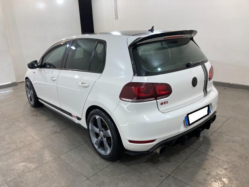 VOLKSWAGEN GOLF GTI 2.0 TSI 5P. 210CV