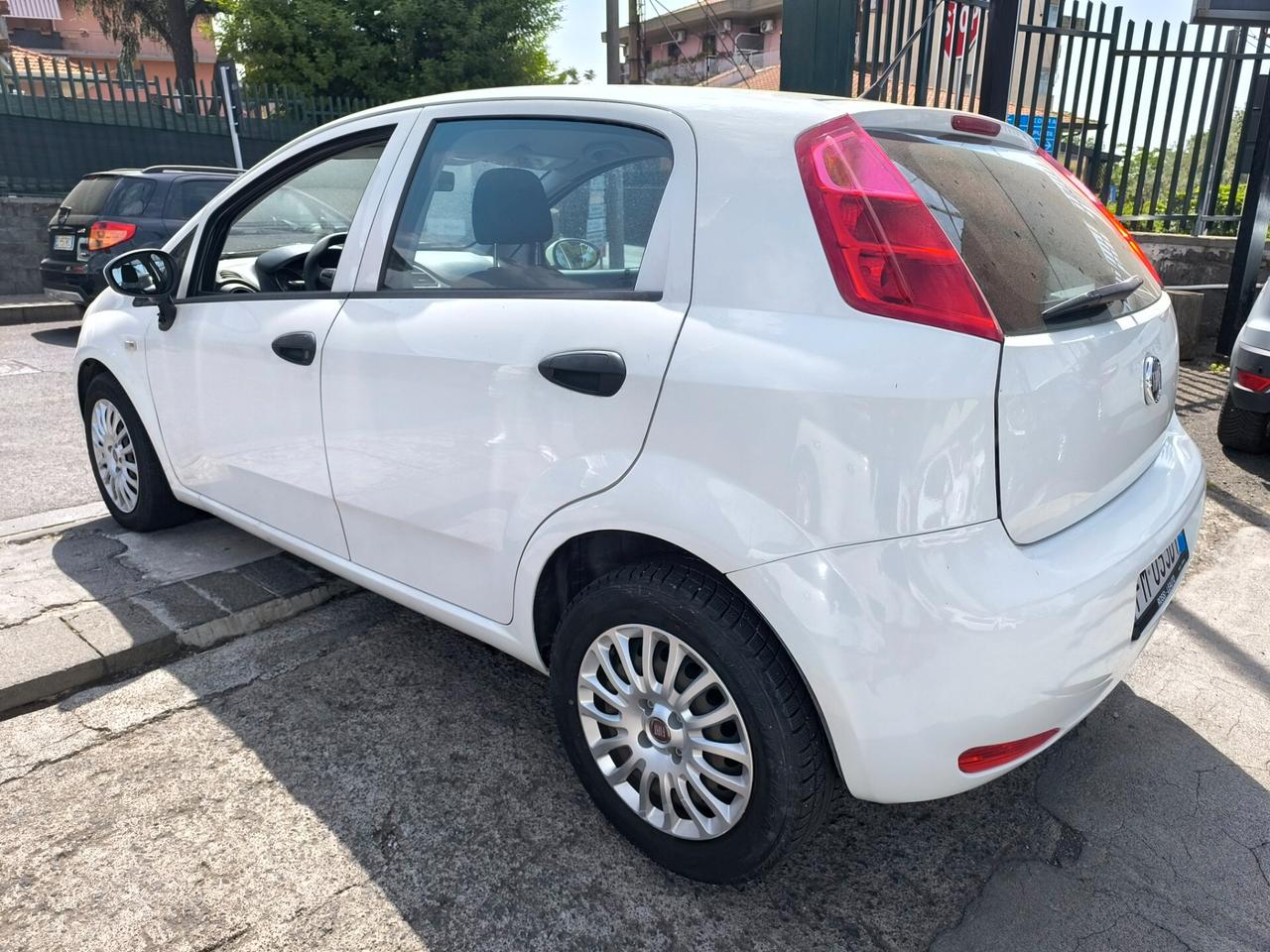 Fiat Punto 1.3 MJT II S&S 95 CV 5 porte Street