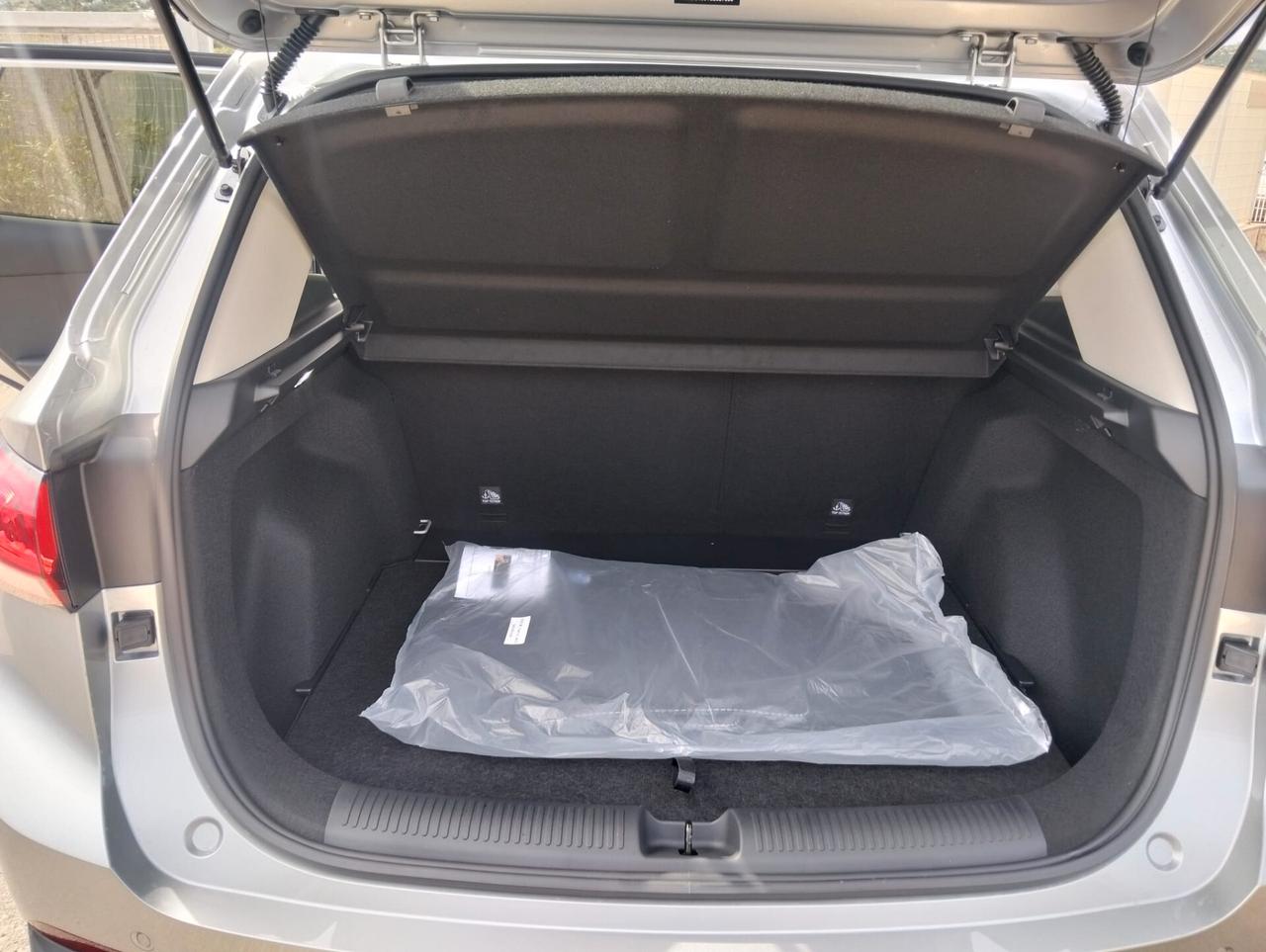 Mg ZS 1.5 Hybrid+ Luxury 7 ANNI DI GARANZIA CASA MADRE