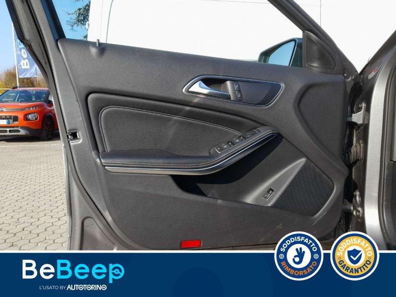 Mercedes-Benz GLA 200 D SPORT 4MATIC AUTO