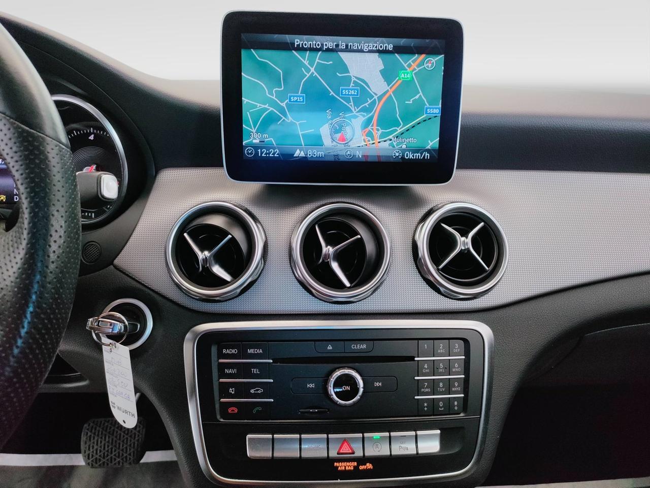 Mercedes-Benz GLA-X156 2017 - GLA 200 d Sport auto