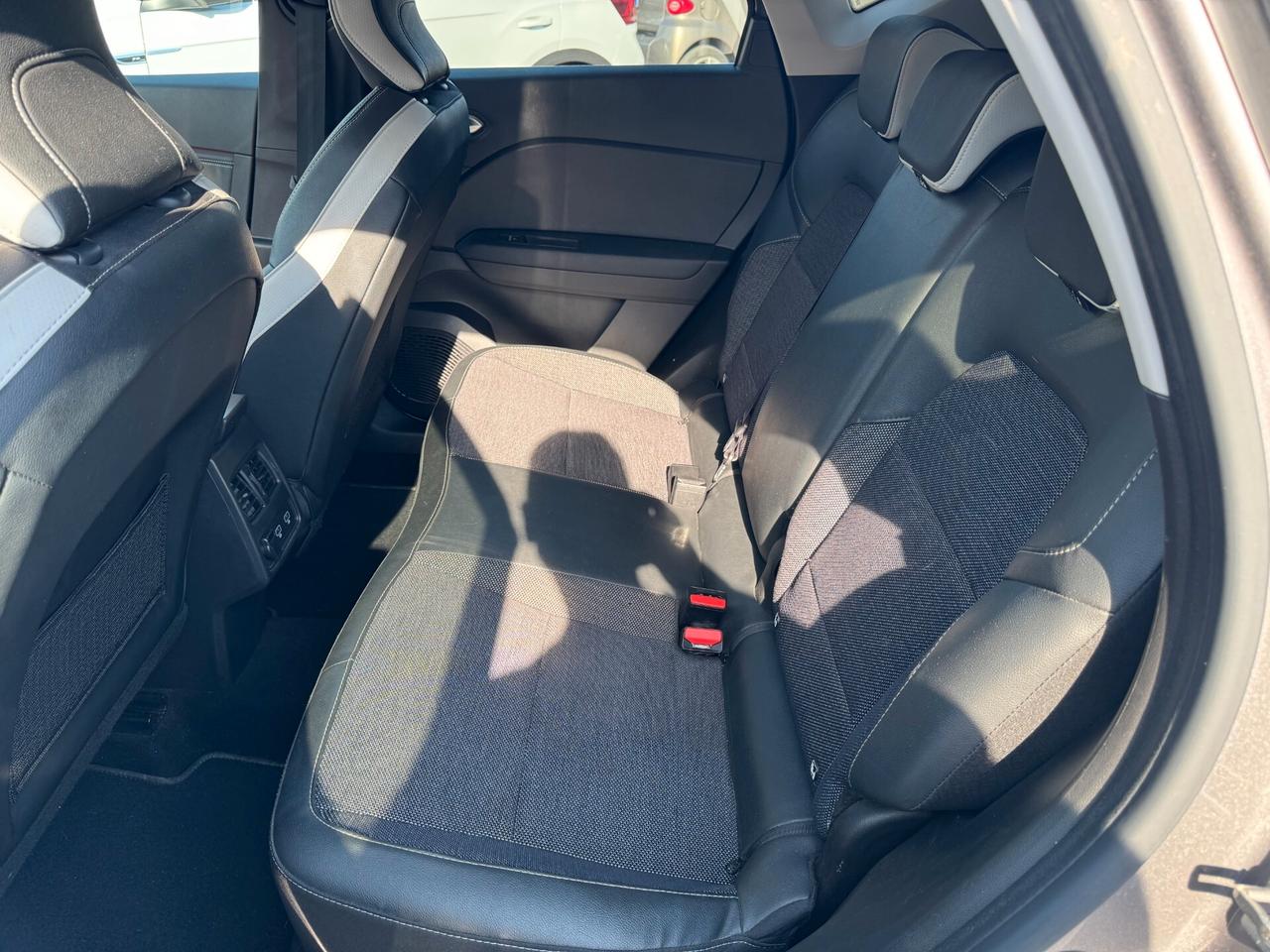 Renault Captur 1.000 GPL TEKNO 11/2023 31000KM
