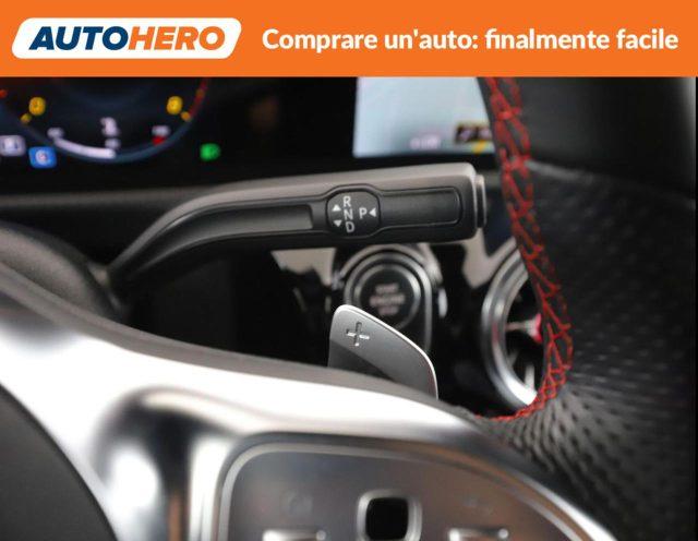 MERCEDES-BENZ CLA 200 Automatic Premium