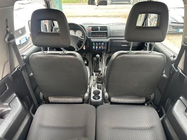 Suzuki Jimny 1.3i 16V cat 4WD JLX