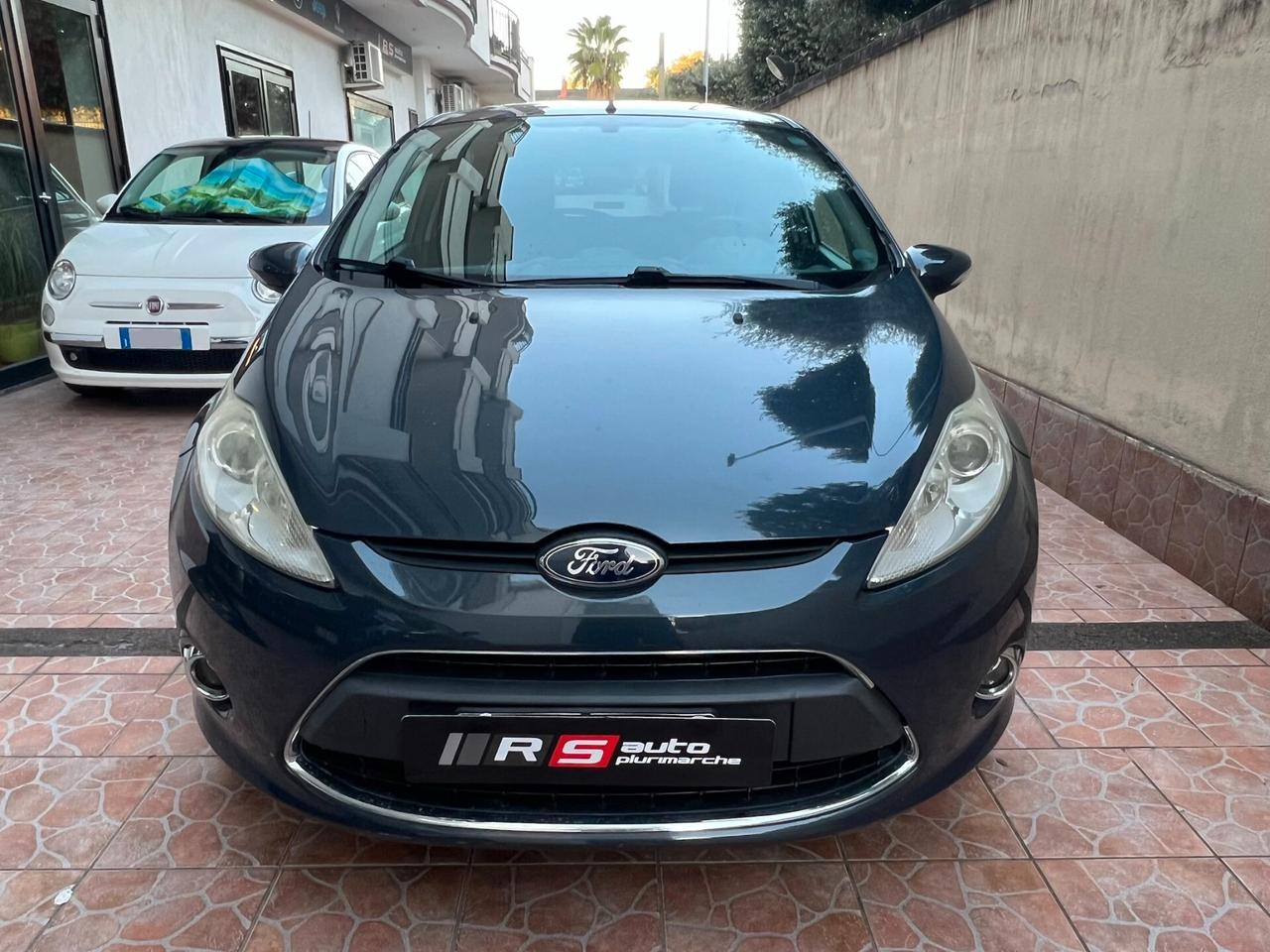 Ford Fiesta 1.4 TDCi 70CV 5 porte Titanium
