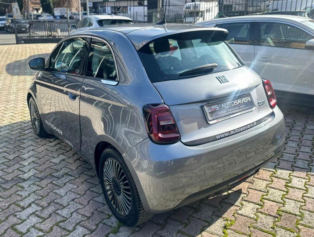 FIAT 500e business opening edition