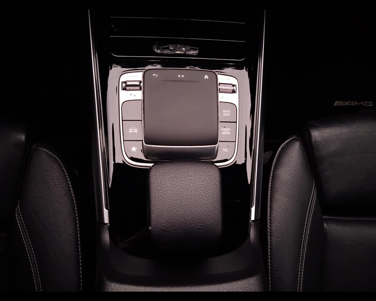 Mercedes-Benz Classe B - W247 2018 - B 180 Premium auto