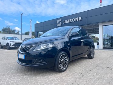 Lancia Ypsilon 1.0 FireFly 5 porte S&S Hybrid Gold