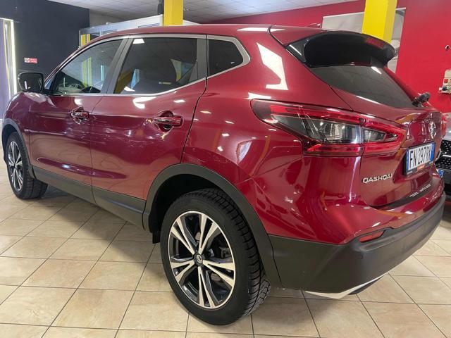 NISSAN Qashqai 1.6 dCi X-Tronic 2WD*AUTOMATICA/NAVI/TELC/PDC*