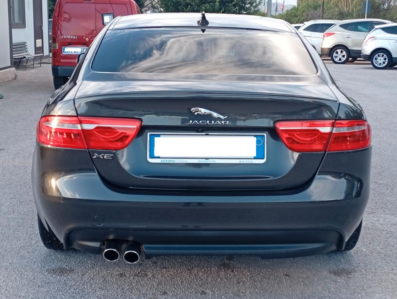 Jaguar XE 2.0 D Turbo Portfolio