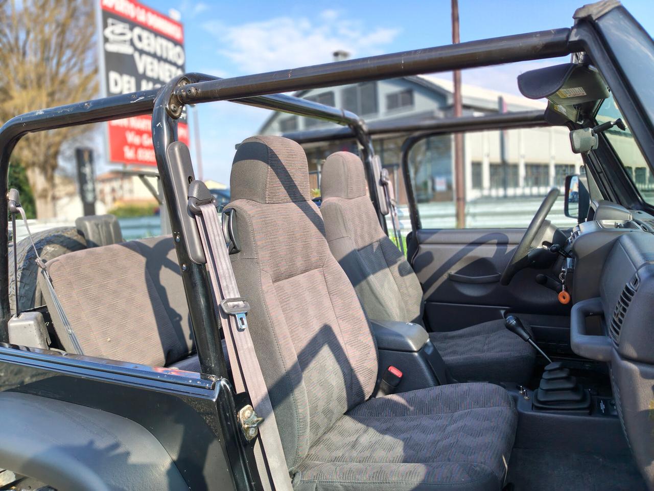 Jeep Wrangler 4.0 cat Sport ASI 4P