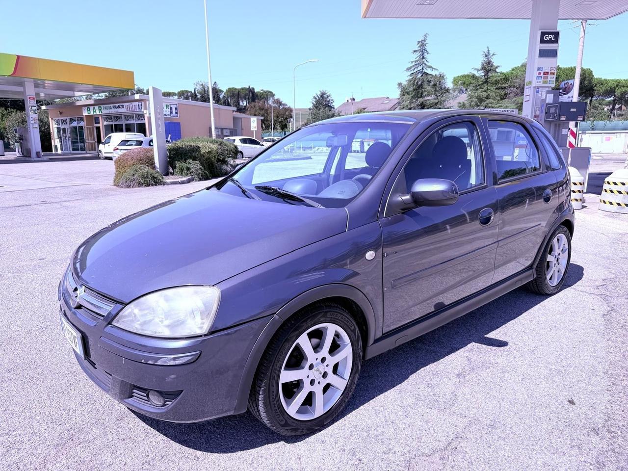 Opel Corsa 1.2 5 porte Ok neopatentati