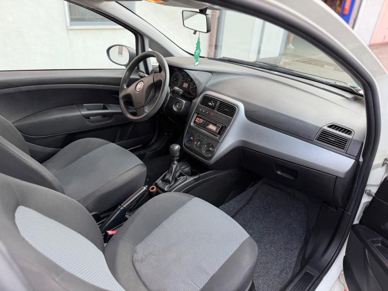 Fiat Grande Punto 1.2 3 porte S&S neopatentati
