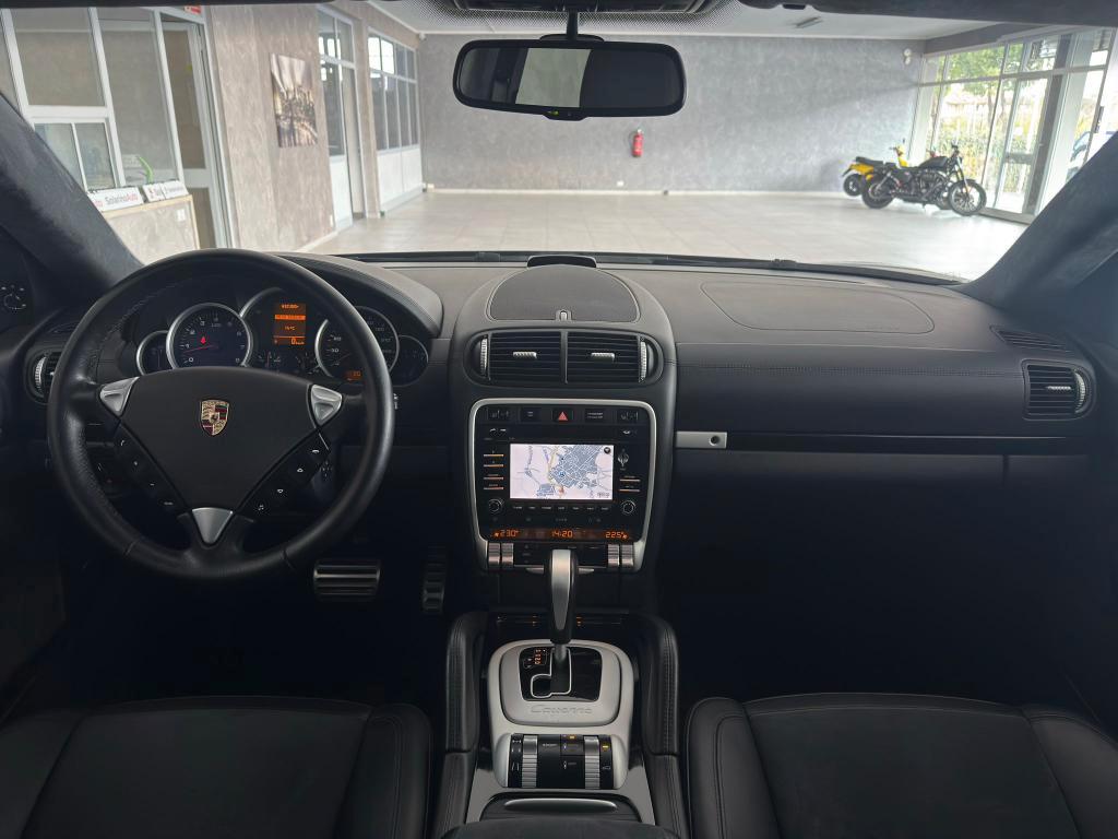 Porsche Cayenne 4.8 GTS