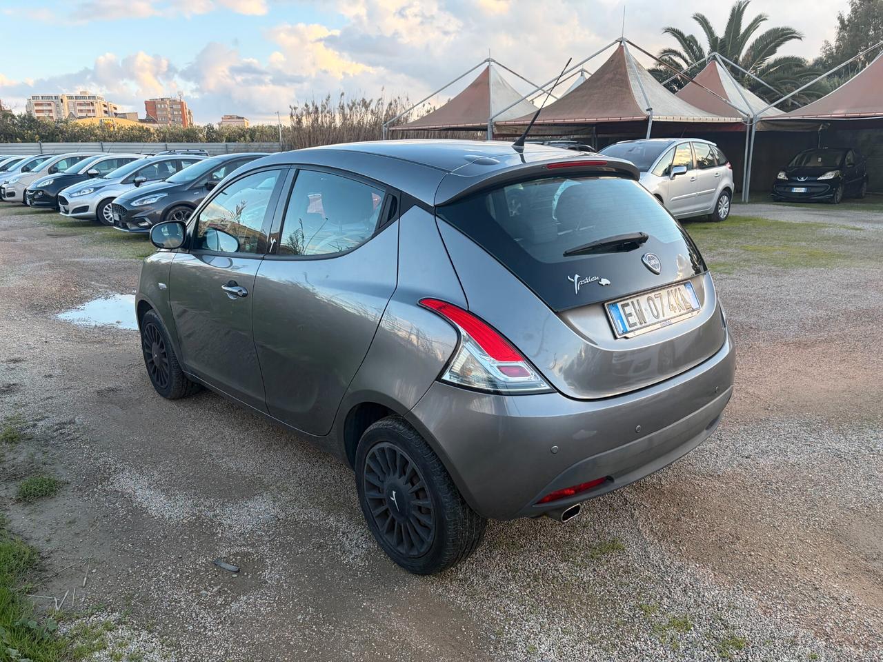 LANCIA YPSILON 1.2 69CV 77.000 KM ANNO 2014