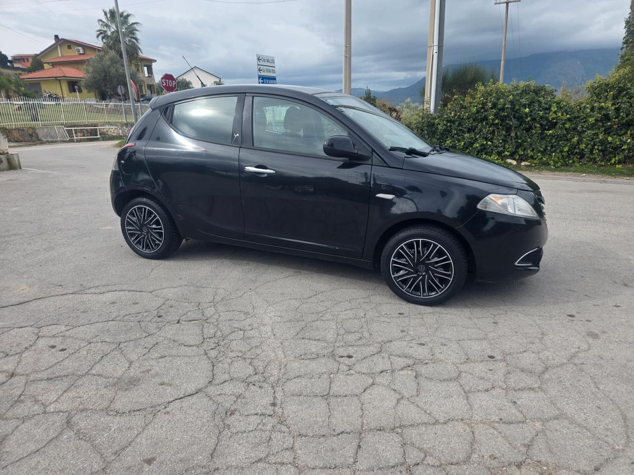 Lancia Ypsilon 1.3 MJT 16V 95 CV 5 porte S&S Gold