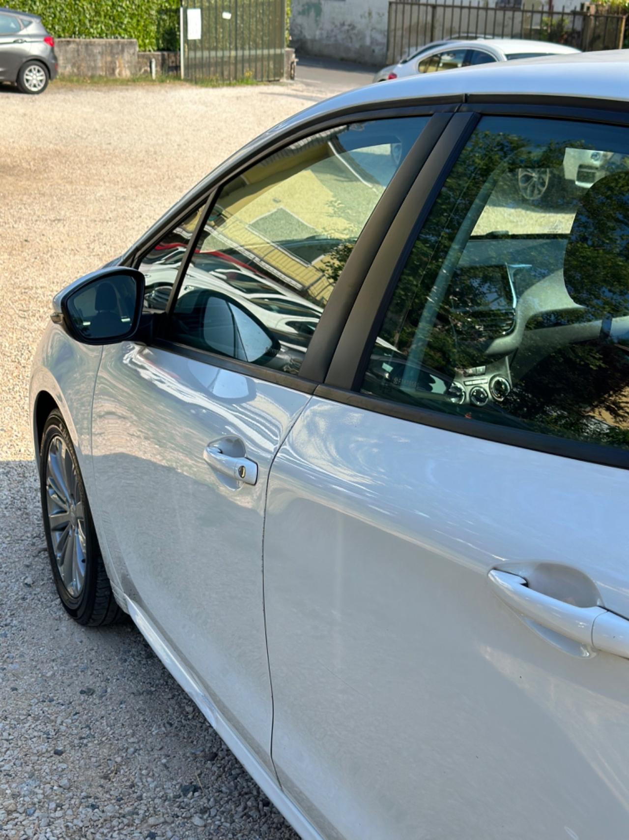 Peugeot 208 82 5P ALLURE NEOPAT KMCERT UNICOPR