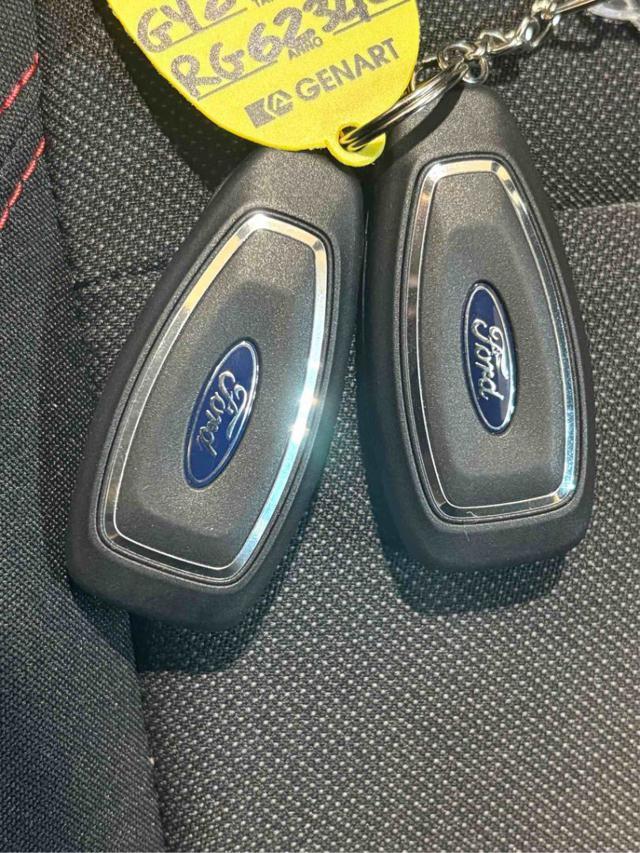 FORD Puma 1.0 EcoBoost Hybrid 125 CV S&S ST-Line