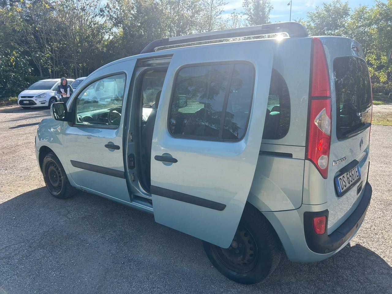Renault Kangoo 1.6 cc Benzina/GPL 80.000 km GPL 2032