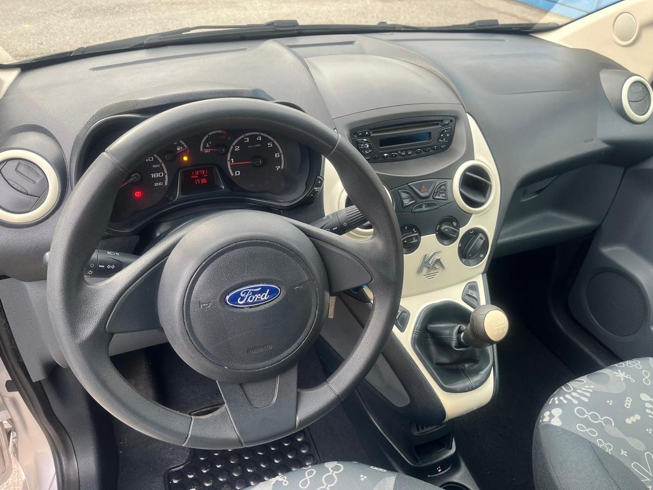 Ford ka 1.2 benz .-full opt-2013