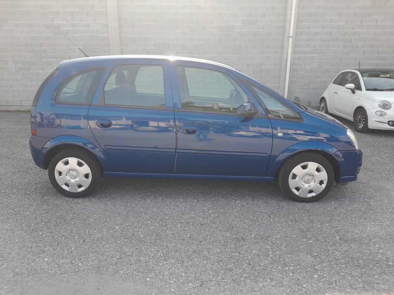 Opel Meriva 1.8 16V Cosmo
