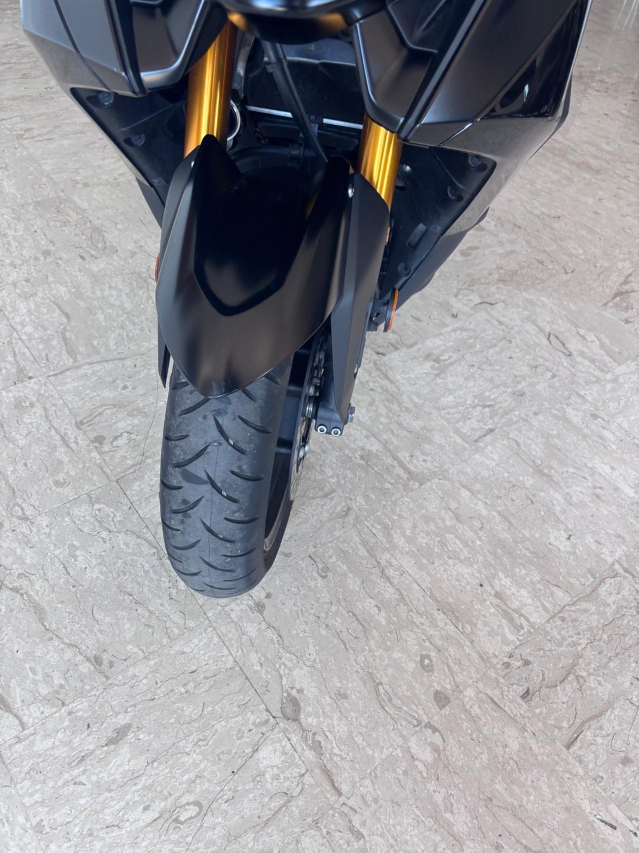 Yamaha T Max 560