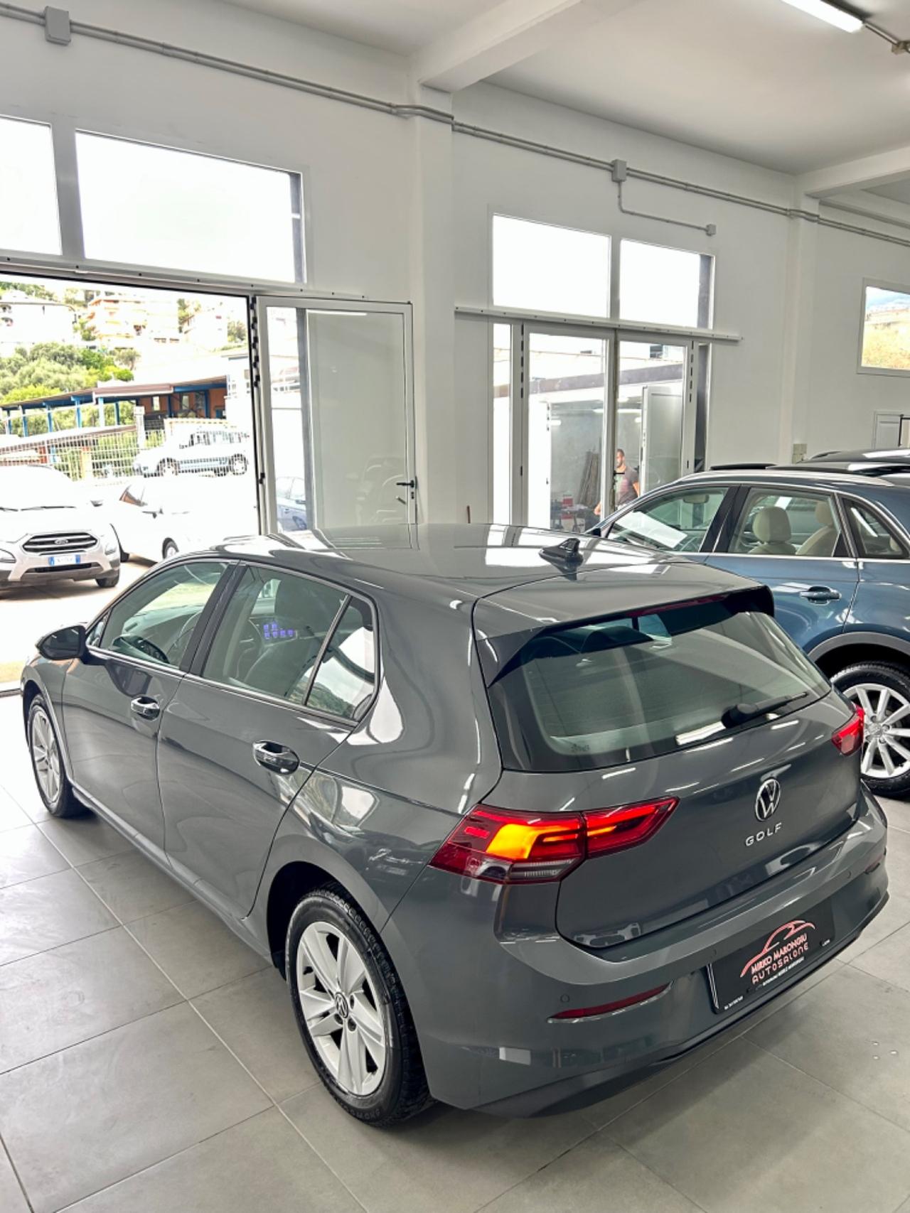 VW GOLF 8 2.0 DSG SCR finanziabile