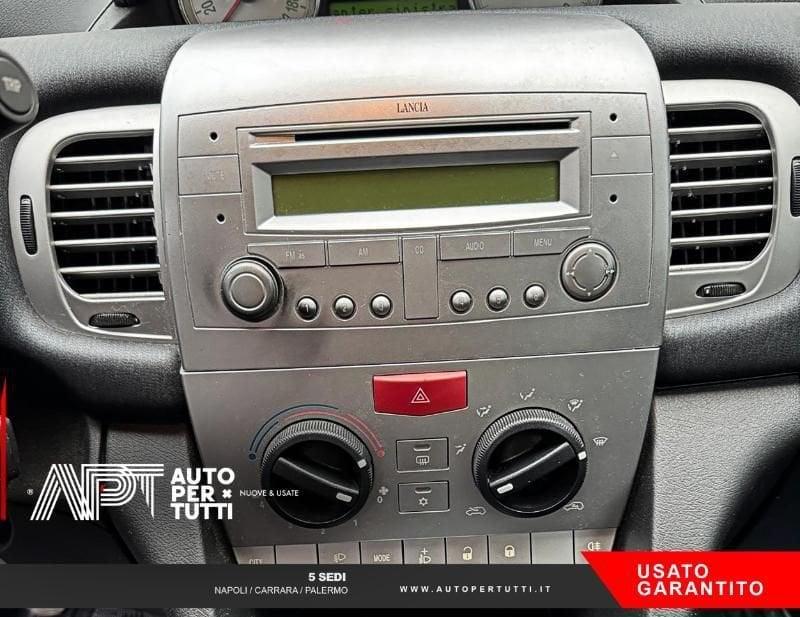 Lancia Ypsilon Ypsilon 1.2 8v New Oro (oro)