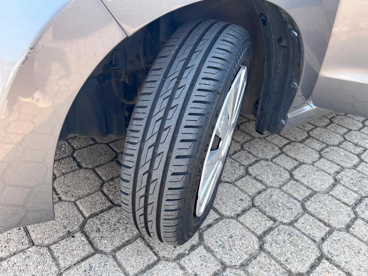 Suzuki Alto 1.0 VVT GLX