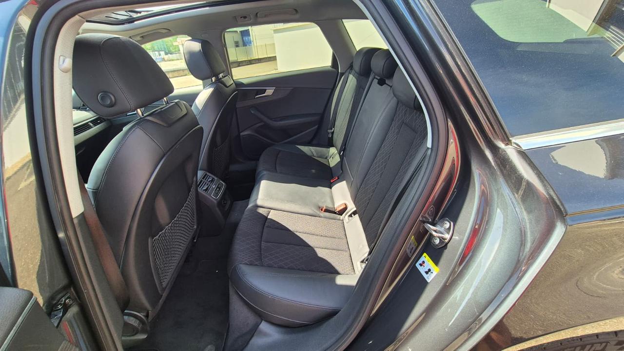 AUDI A4 5ª serie A4 Avant 35 TFSI S tronic Bus...