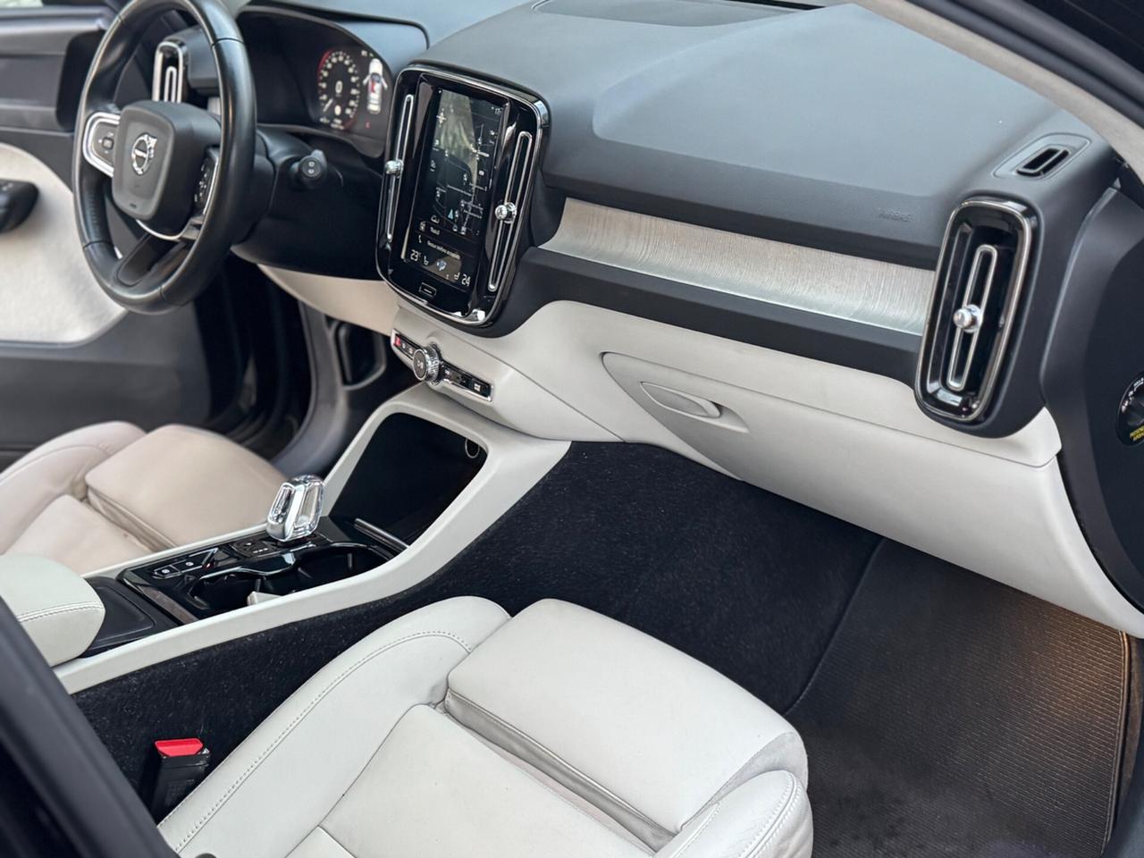 Volvo XC40 T4 AWD Geartronic Inscription