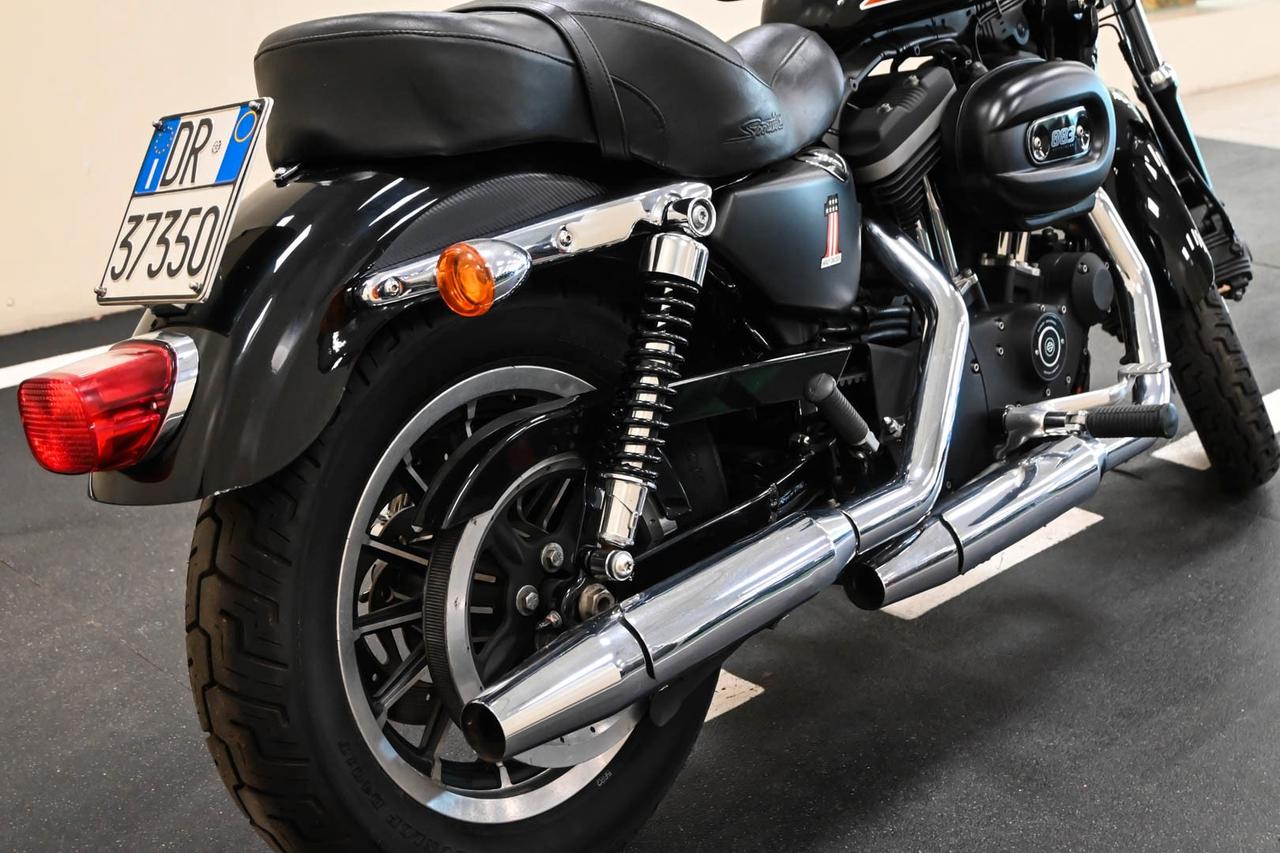 Harley-Davidson Sportster 883 XL 883R