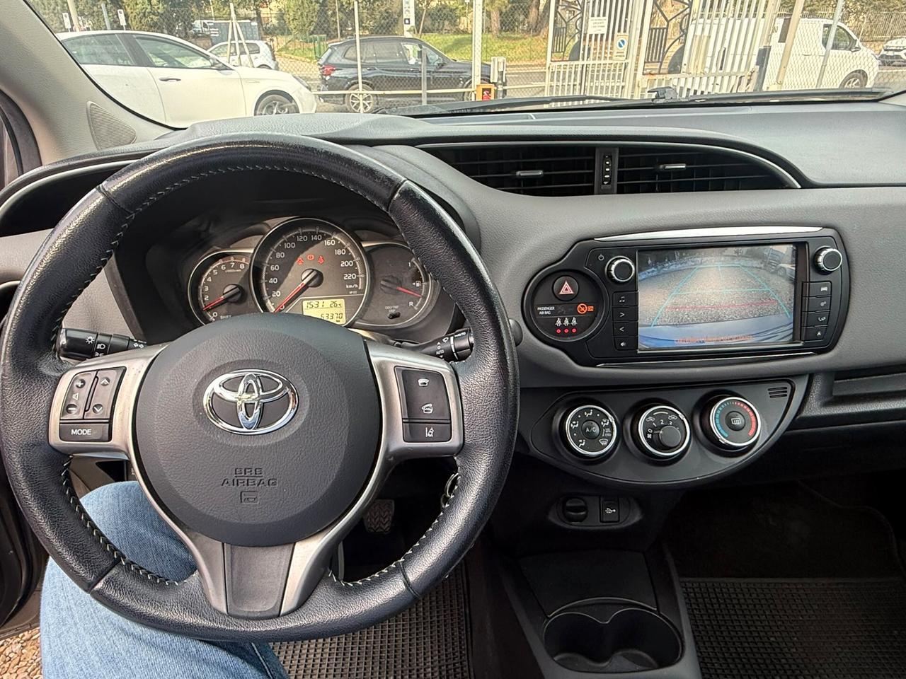 Toyota Yaris 1.0 5 porte Lounge