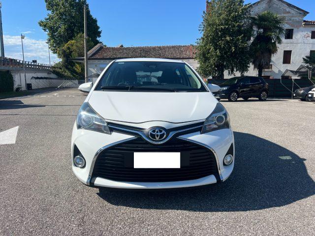 TOYOTA Yaris 1.4 D-4D 5 porte Lounge 1 PROP AUTO X NEOPATENTATI