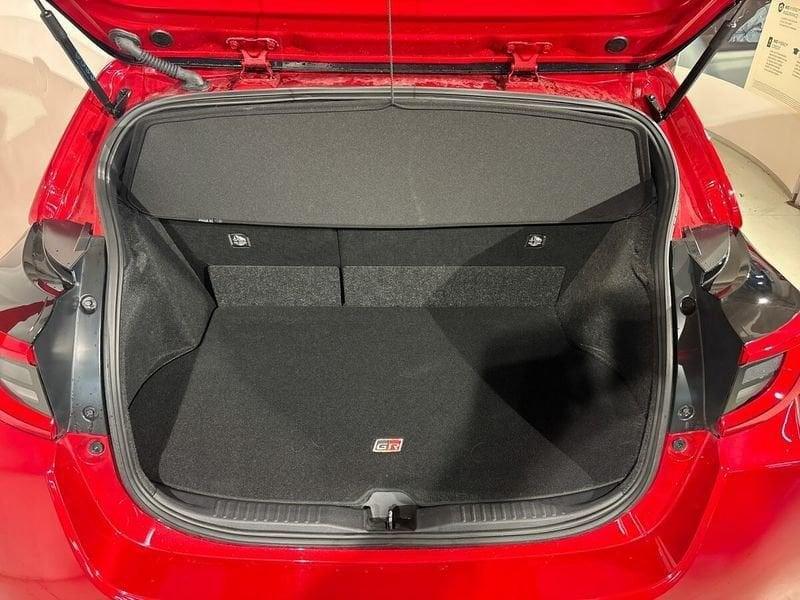 Toyota GR Yaris Circuit i-MT 6 marce