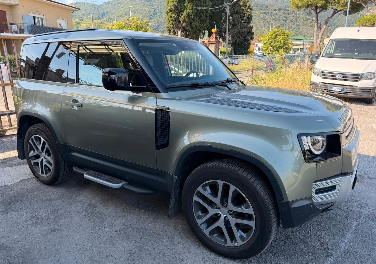 Land Rover Defender 3.0D 250 CV AWD X-Dynamic HSE