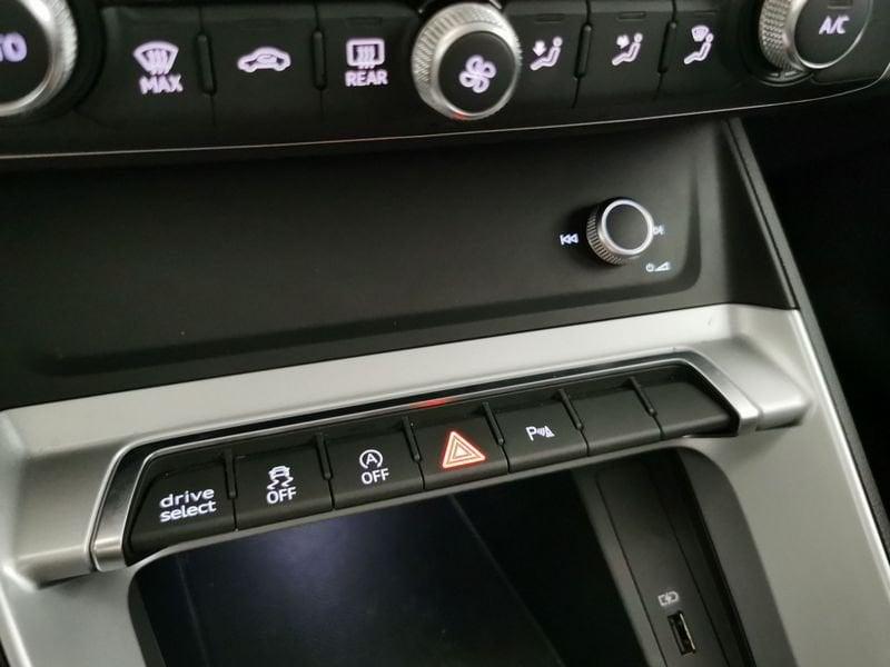 Audi Q3 Sportback 35 2.0 tdi S line edition s-tronic