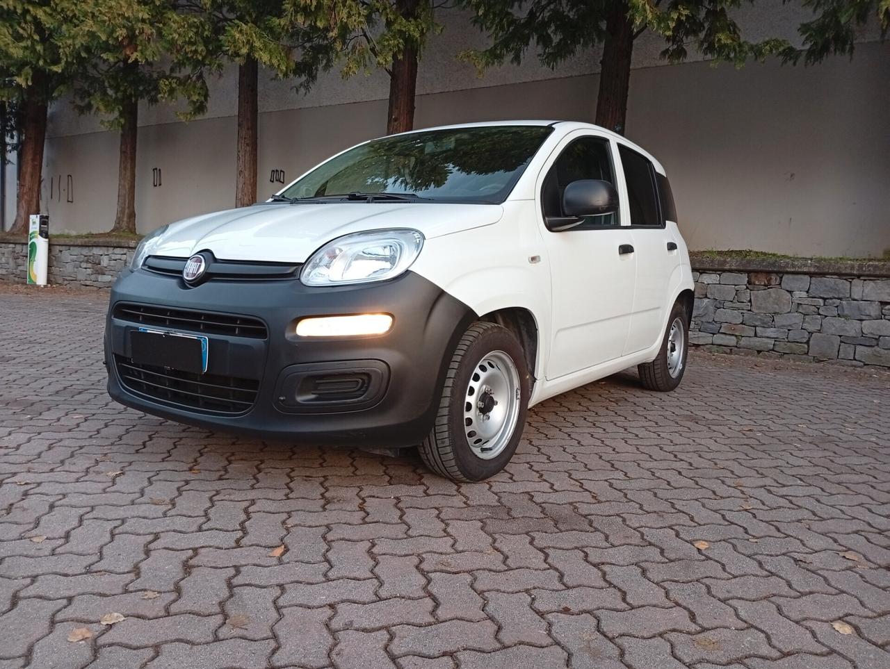 FIAT PANDA VAN IVA ESPOSTA