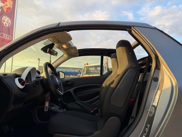 Smart ForTwo 70 1.0 twinamic cabrio Youngster